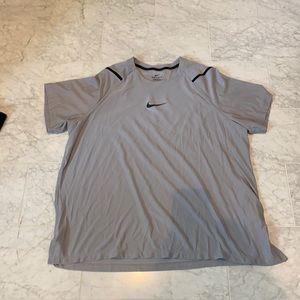 Nike Dri-Fit Tshirt